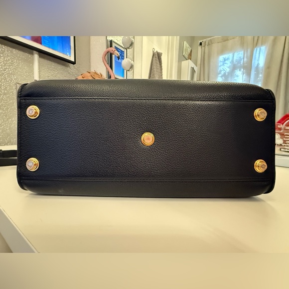 Authentic Louis Vuitton on my side handbag EUC - Picture 5 of 8